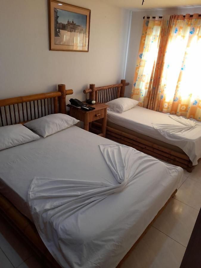 Hotel Airport 3*
