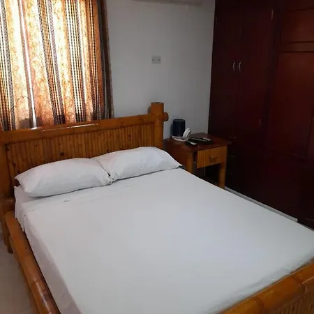 Hotel Airport 3*